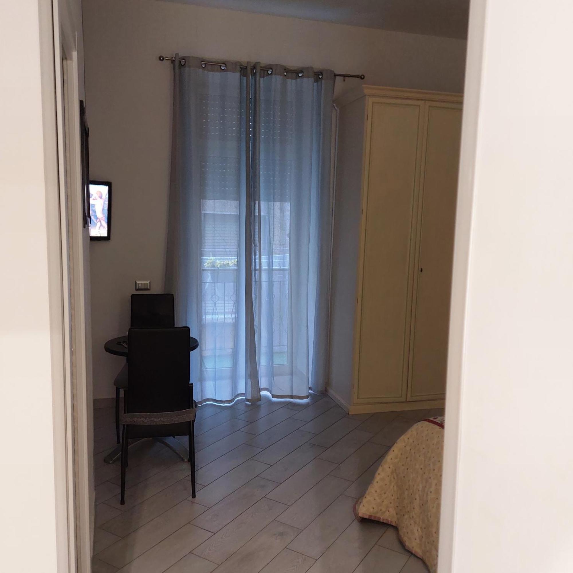 Giardinetto A Toledo Apartments Naples Room photo